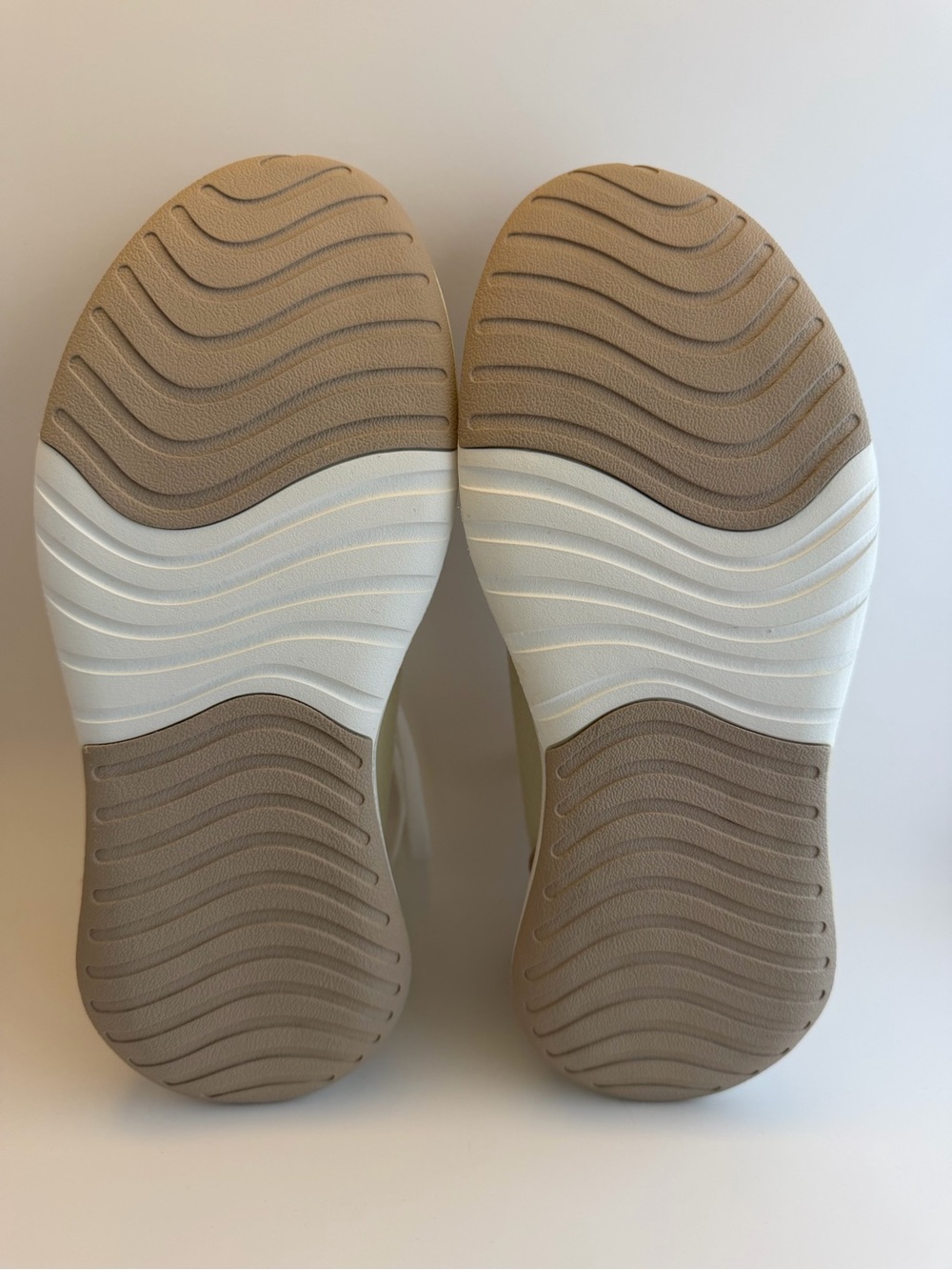 allbirds Women’s Courier Sneakers - Picture 5 of 7